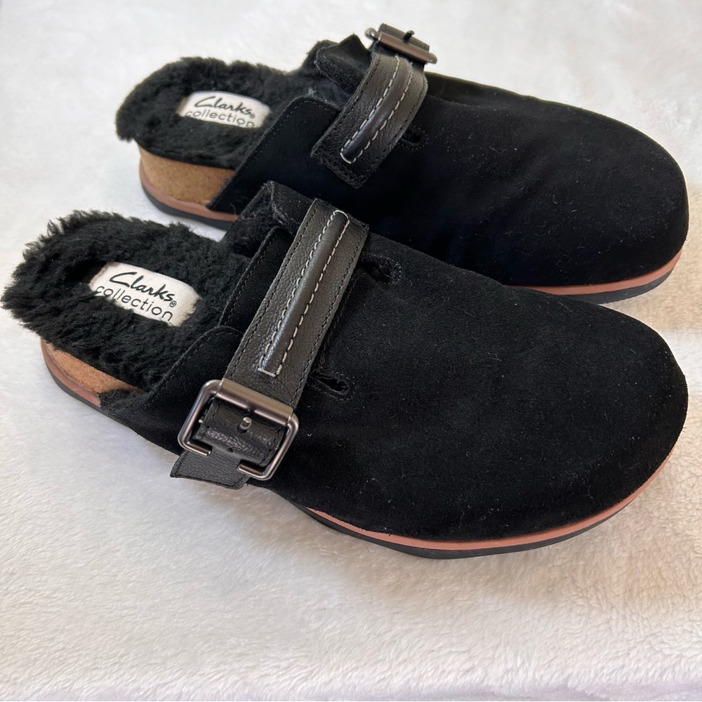 Clarks Women's Clog Shoes Size 8.5 M Black Faux Fur Lined Buckle Mules